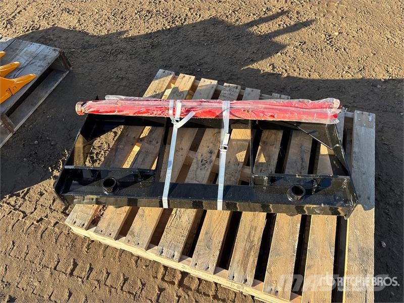  GIYI GY-BF47 47 in Skid Steer Bale Spear (Unused) مكونات أخرى