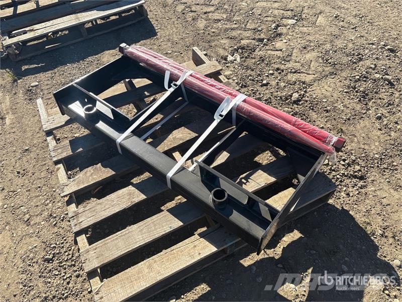  GIYI GY-BF47 47 in Skid Steer Bale Spear (Unused) Otros componentes
