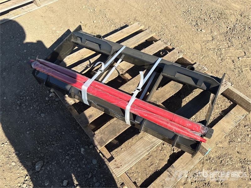  GIYI GY-BF47 47 in Skid Steer Bale Spear (Unused) Otros componentes