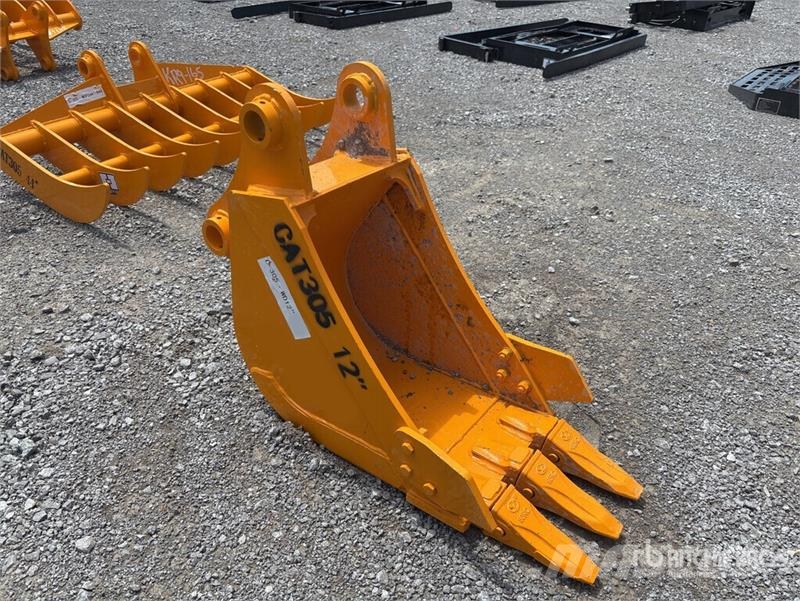 GIYI GY-BK 12 in Digging Excavator Bucket - Fits C Ковші