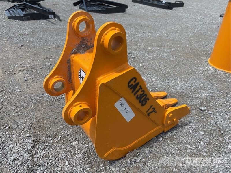 GIYI GY-BK 12 in Digging Excavator Bucket - Fits C Ковші