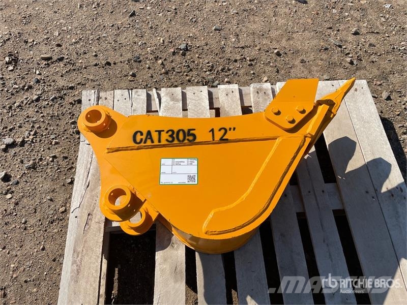 GIYI GY-BK 14 in Digging Cat 305 Excavator Bucket 挖斗
