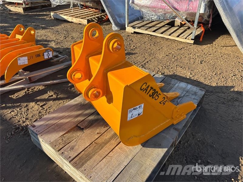 GIYI GY-BK 24 in Digging Excavator Bucket - Fits C Kašike / Korpe