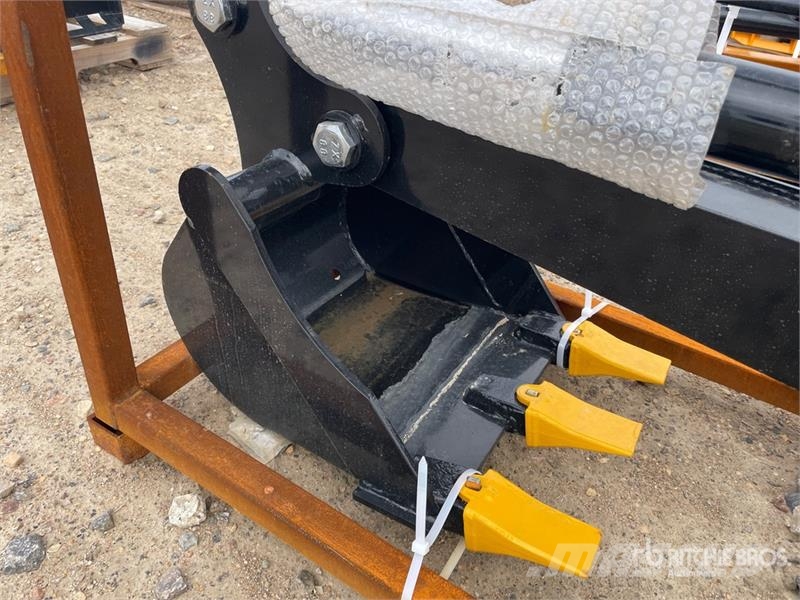 GIYI GY-BK56 16 in Skid Steer Backhoe (Unused) Pelle rétro arrière