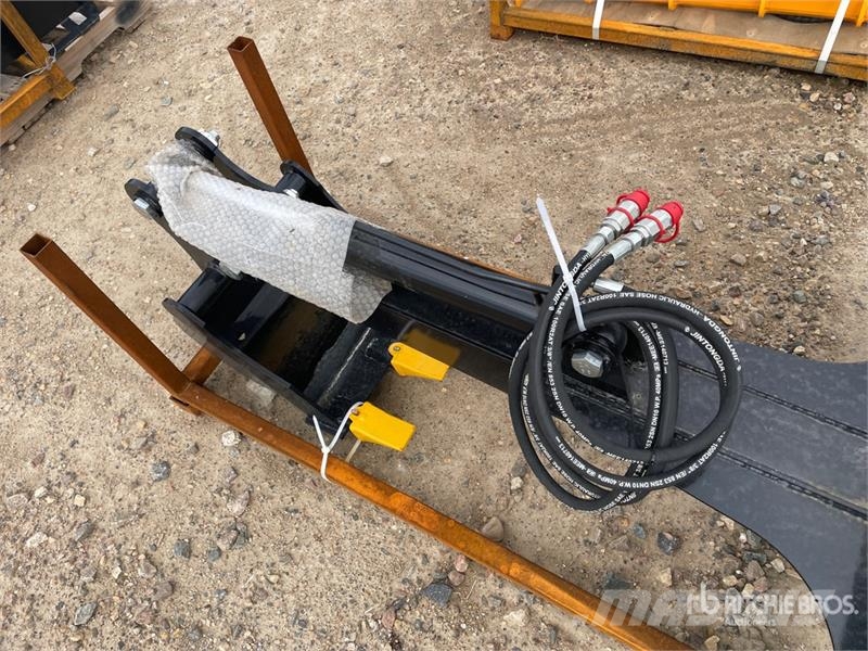 GIYI GY-BK56 16 in Skid Steer Backhoe (Unused) Pelle rétro arrière