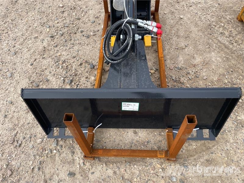 GIYI GY-BK56 16 in Skid Steer Backhoe (Unused) Pelle rétro arrière