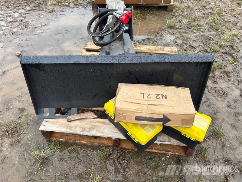 GIYI GY-BK56 56 in Skid Steer Backhoe (Unused) Tranšėjų kasimo technika