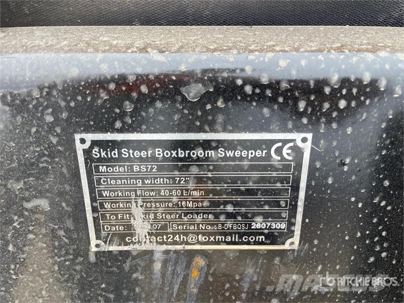  GIYI GY-BS72 72 in Skid Steer Sweeper (Unused) Süpürgeler