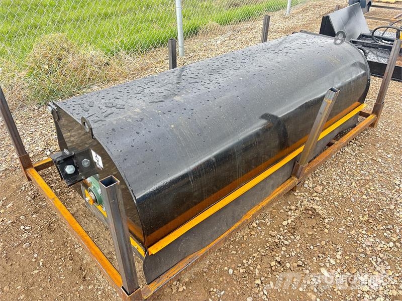 GIYI GY-BS72 72 in Skid Steer Sweeper (Unused) Harjad