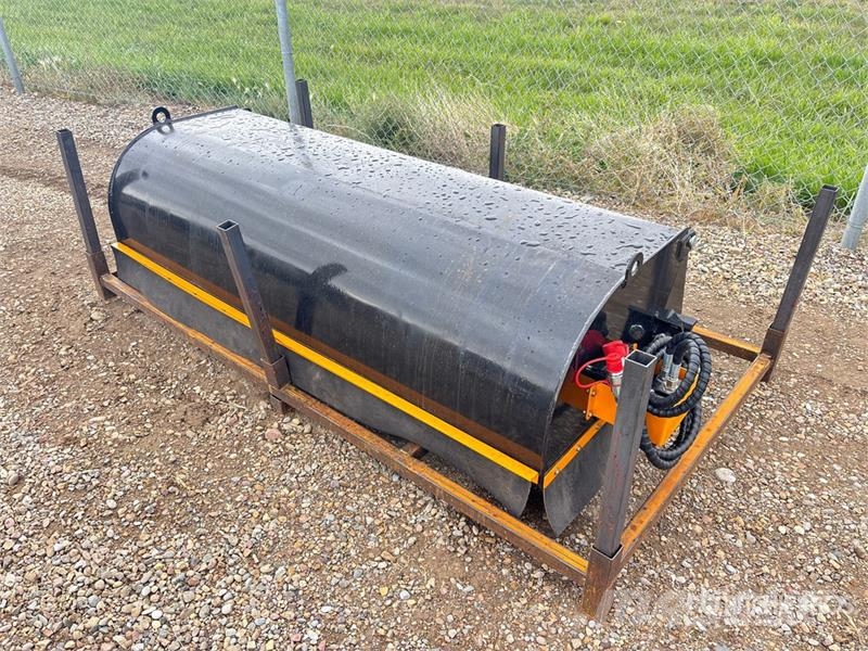 GIYI GY-BS72 72 in Skid Steer Sweeper (Unused) Harjad
