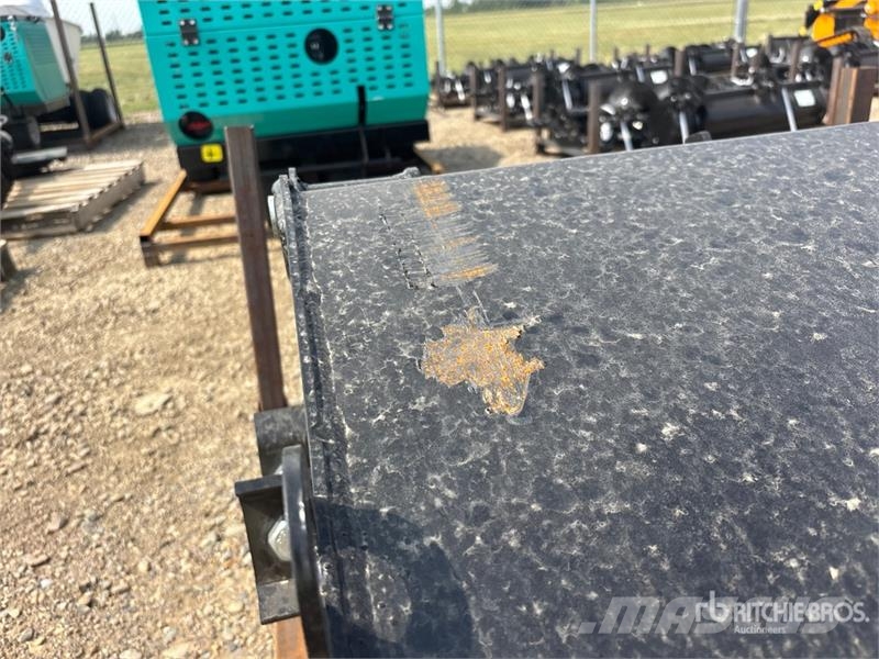 GIYI GY-BS72 72 in Skid Steer Sweeper (Unused) Süpürgeler