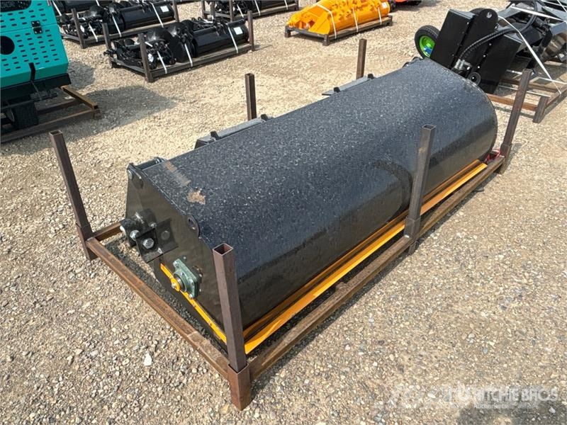 GIYI GY-BS72 72 in Skid Steer Sweeper (Unused) Süpürgeler