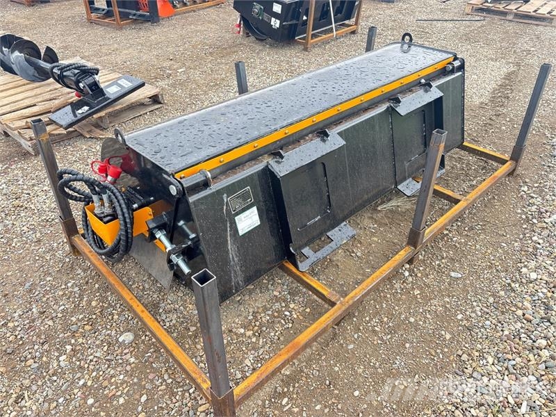 GIYI GY-BS72 72 in Skid Steer Sweeper (Unused) Harjad