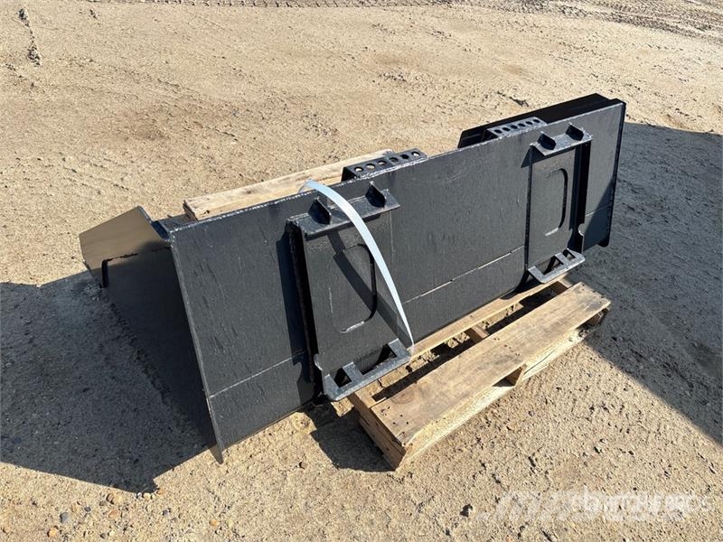 GIYI GY-BT67 67 in Skid Steer Bucket (Unused) Godet