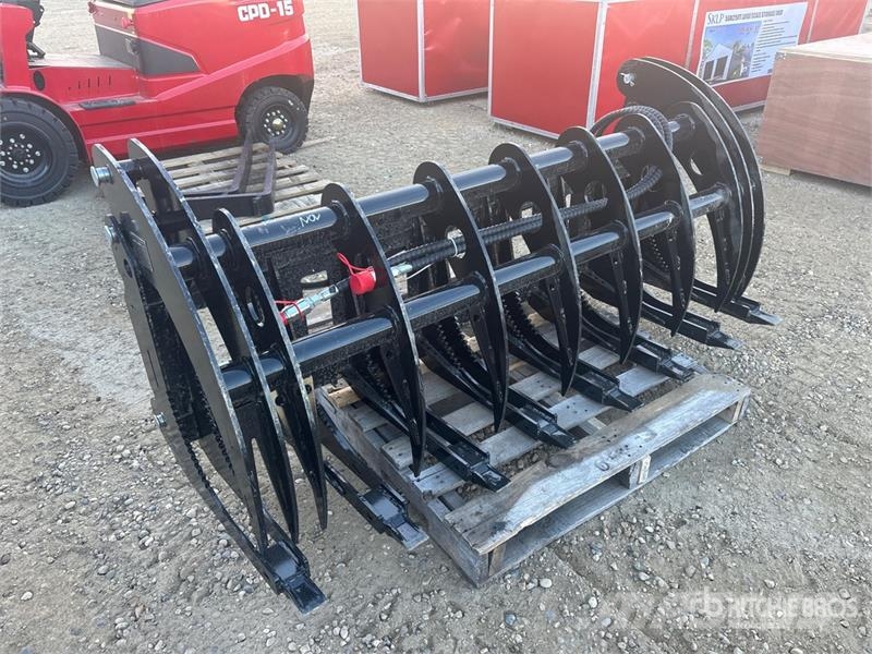 GIYI GY-CLG72 72 in Log Skid Steer Grapple (Unused Gripere