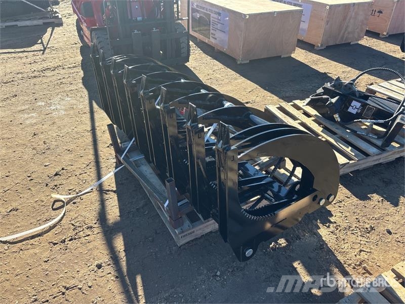 GIYI GY-CLG72 72 in Log Skid Steer Grapple (Unused Grijpers