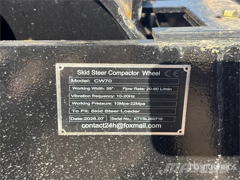 GIYI GY-CW70 59 in Padfoot Skid Steer Vibratory Ro Rollers