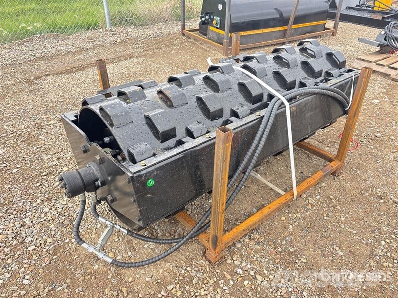 GIYI GY-CW70 59 in Padfoot Skid Steer Vibratory Ro Valce