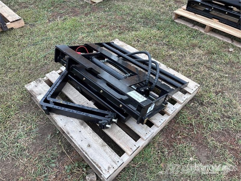  GIYI GY-CYHC 29 in Mini Skid Steer Forks (Unused) 叉