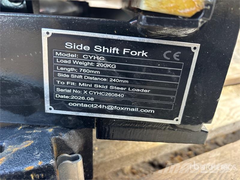 GIYI GY-CYHC 29 in Mini Skid Steer Forks (Unused) Forche