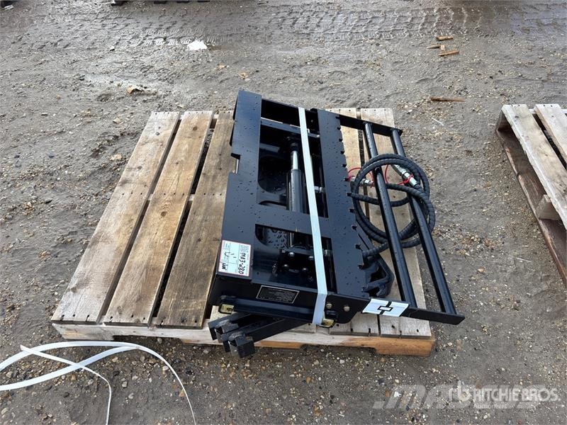 GIYI GY-CYHC 29 in Mini Skid Steer Forks (Unused) Forche