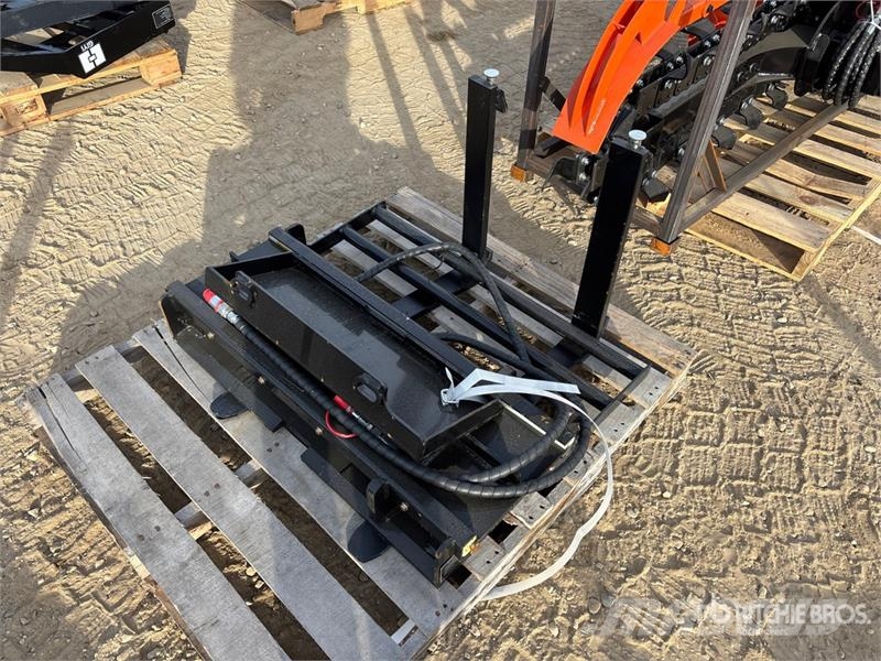  GIYI GY-CYHC 30 in Mini Skid Steer Forks (Unused) Horquillas