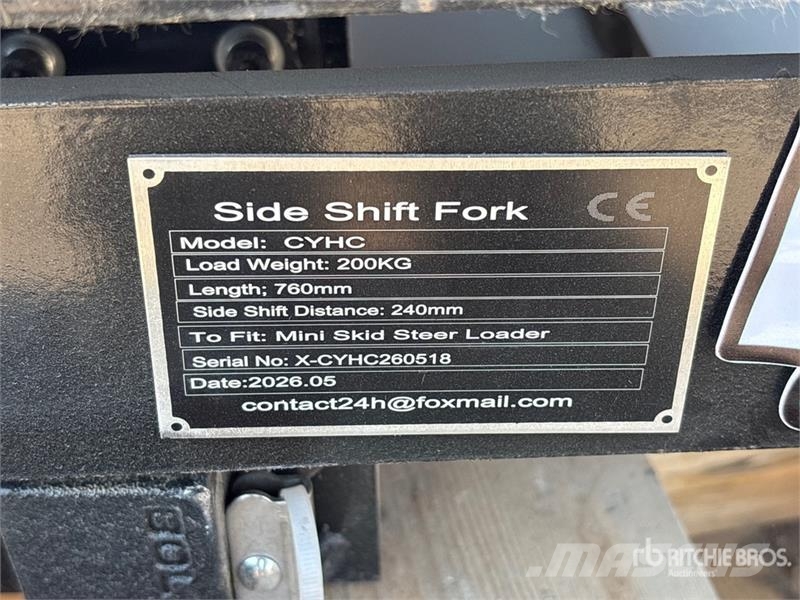 GIYI GY-CYHC 30 in Mini Skid Steer Forks (Unused) Вили