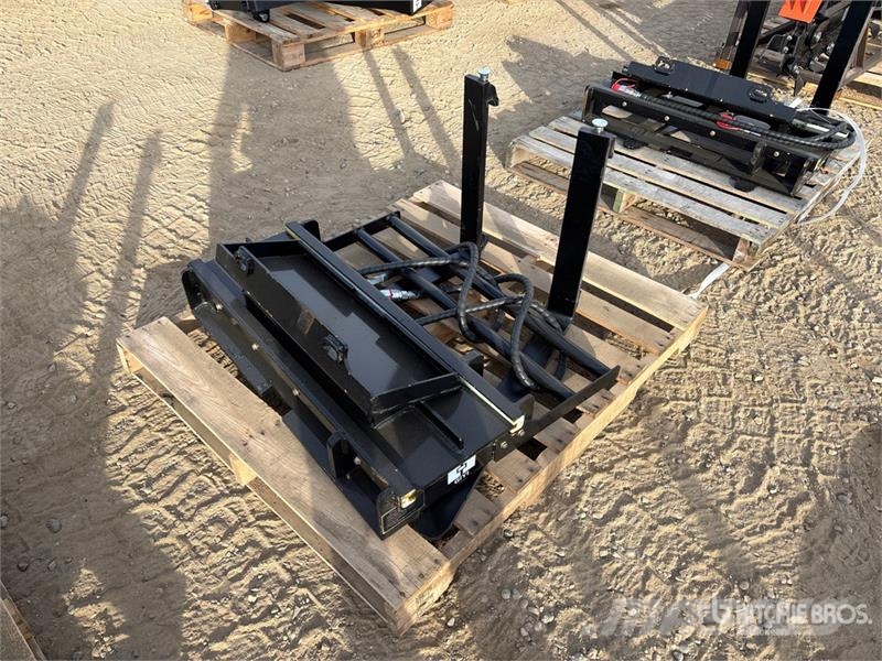  GIYI GY-CYHC 30 in Mini Skid Steer Forks (Unused) Horquillas