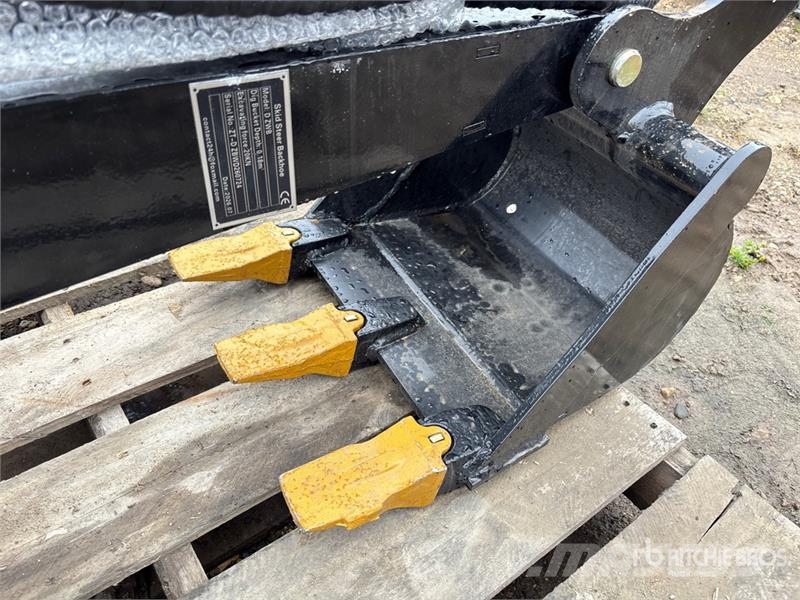 GIYI GY-D ZWB 48 in Skid Steer Backhoe (Unused) Utovarne korpe