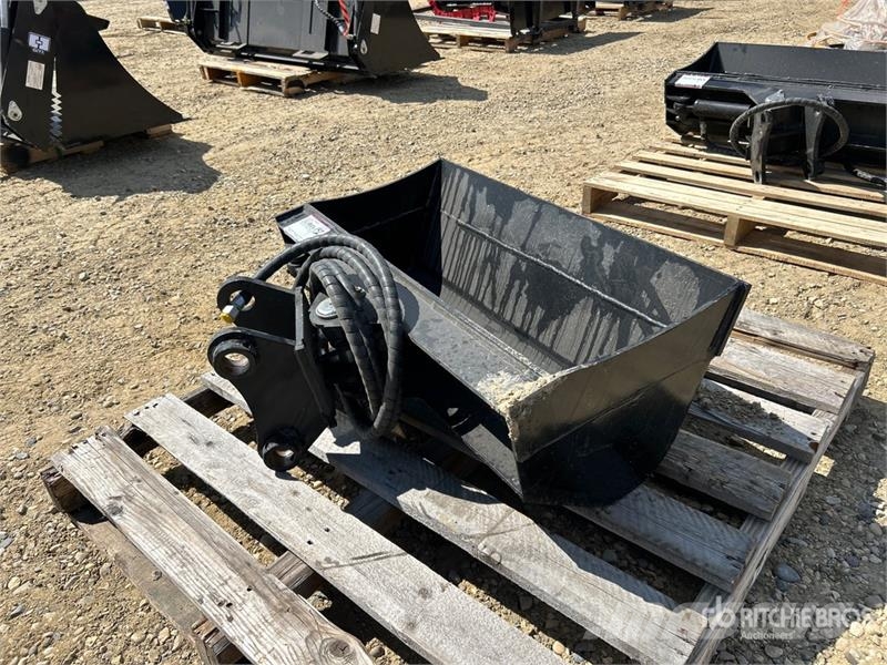 GIYI GY-D3T 32 in Hydraulic Tilting Excavator Buck Godet
