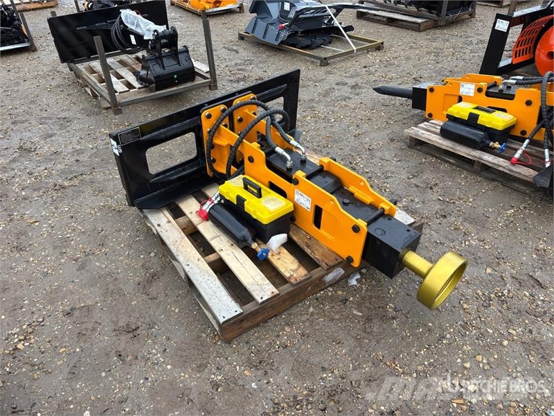 GIYI GY-D680 Skid Steer Post Driver (Unused) Equipos de vallado