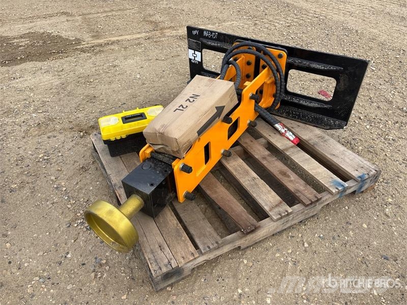  GIYI GY-D680 Skid Steer Post Driver (Unused) Fencing equipment