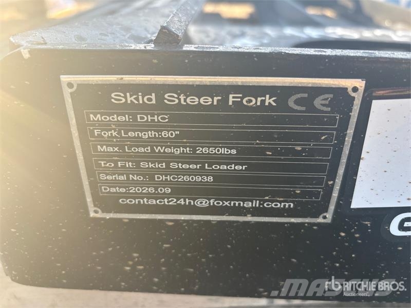 GIYI GY-DHC 59 in Skid Steer Forks (Unused) Forquilhas
