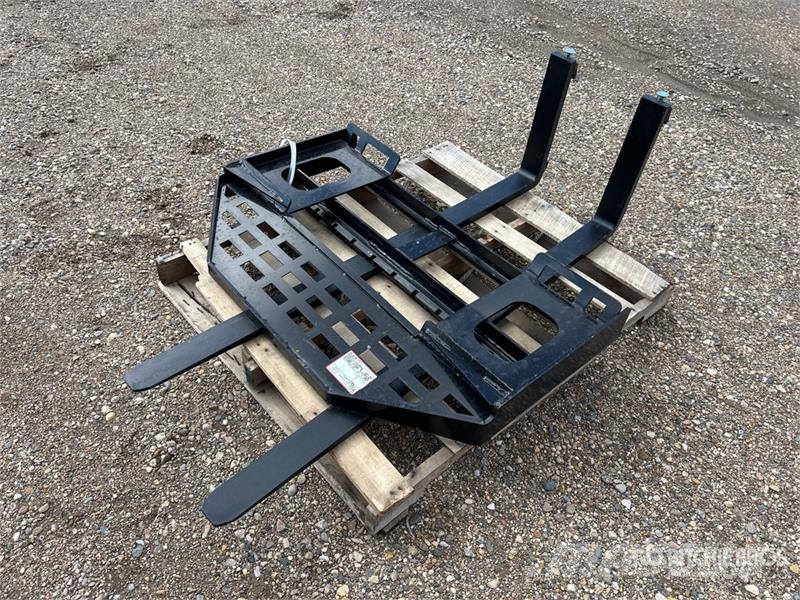 GIYI GY-DHC 59 in Skid Steer Forks (Unused) Vidlica