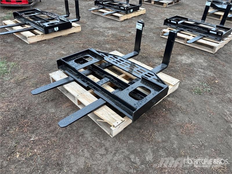  GIYI GY-DHC 59 in Skid Steer Forks (Unused) 叉