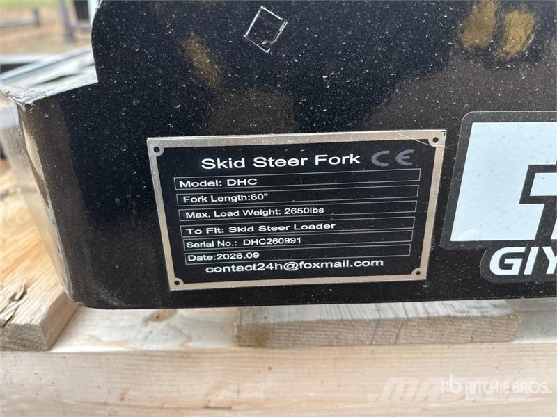  GIYI GY-DHC 59 in Skid Steer Forks (Unused) 叉
