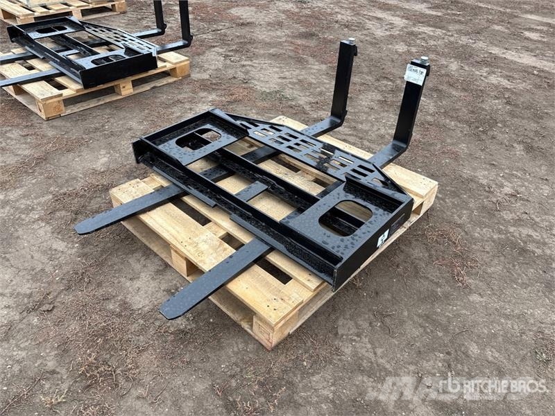  GIYI GY-DHC 59 in Skid Steer Forks (Unused) 叉