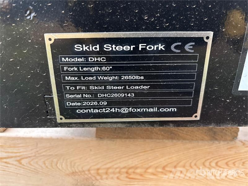  GIYI GY-DHC 59 in Skid Steer Forks (Unused) 叉