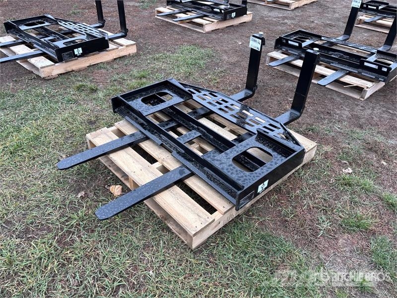 GIYI GY-DHC 59 in Skid Steer Forks (Unused) 叉