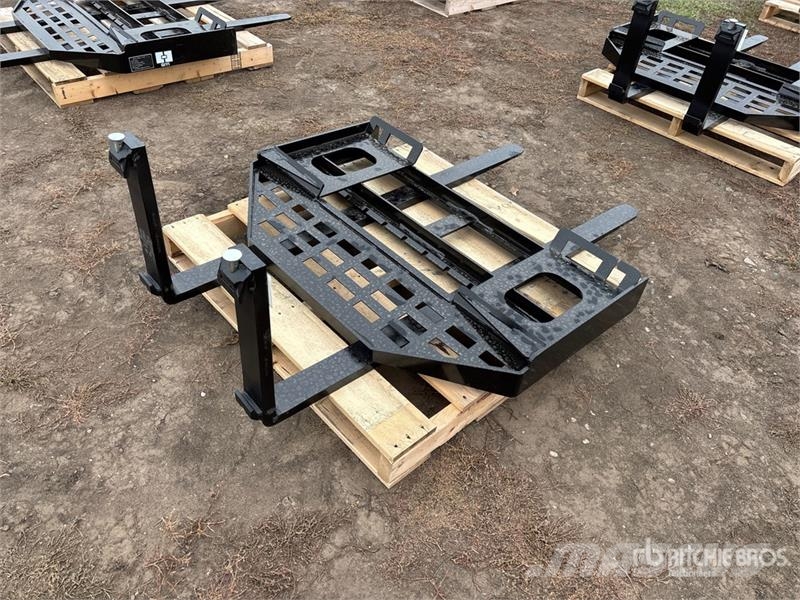  GIYI GY-DHC 59 in Skid Steer Forks (Unused) 叉