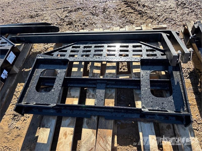  GIYI GY-DHC 59 in Skid Steer Forks (Unused) Forche