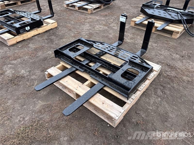  GIYI GY-DHC 59 in Skid Steer Forks (Unused) 叉