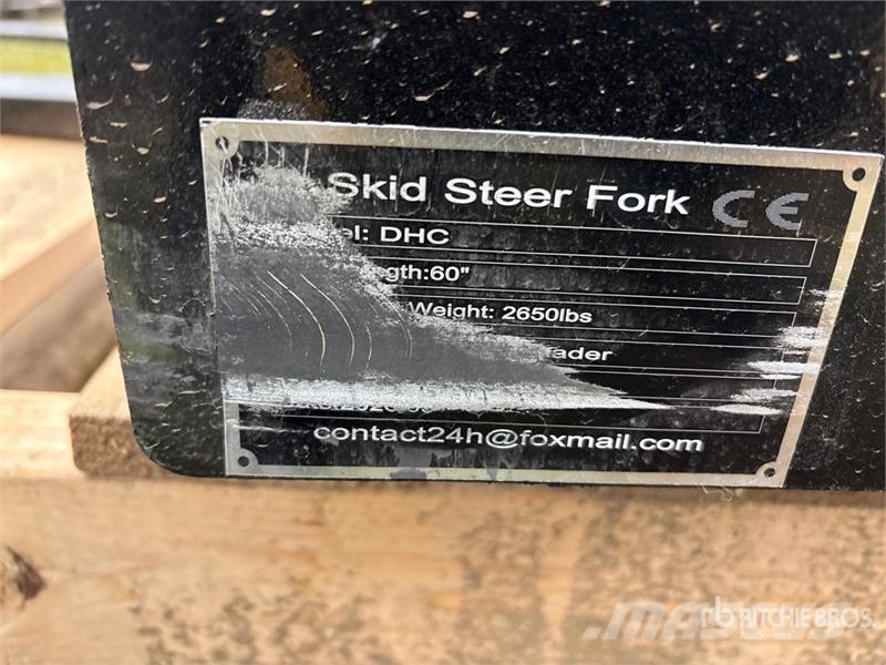GIYI GY-DHC 59 in Skid Steer Forks (Unused) 叉