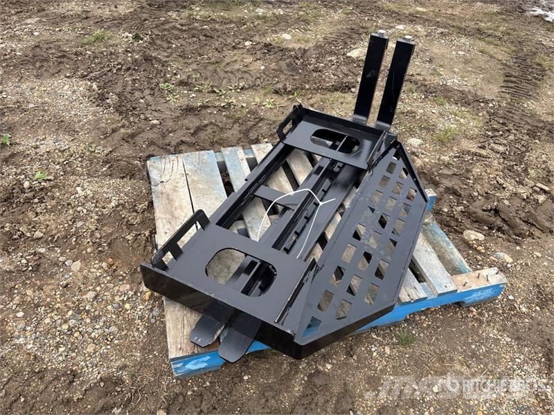 GIYI GY-DHC 59 in Skid Steer Forks (Unused) Šakės