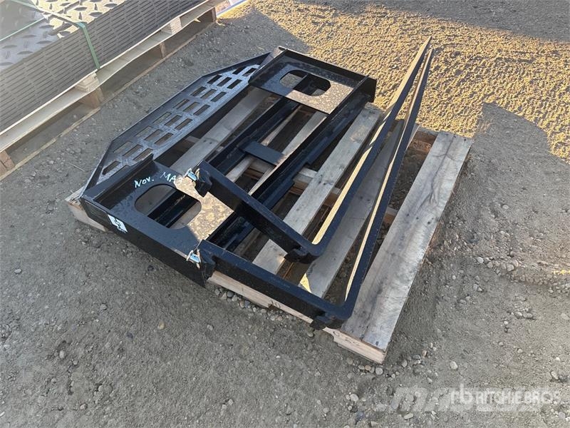 GIYI GY-DHC 59 in Skid Steer Forks (Unused) Forquilhas