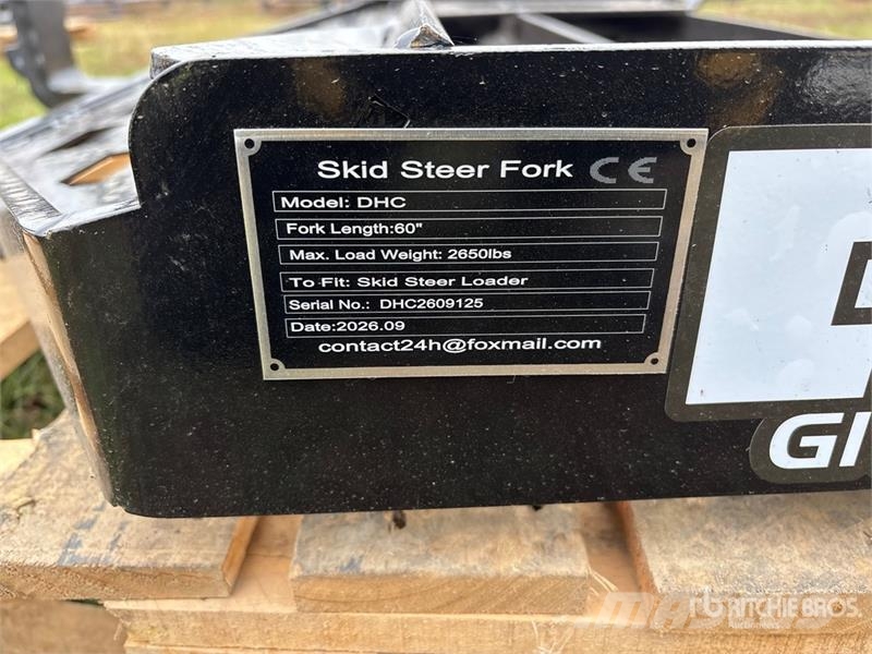  GIYI GY-DHC 59 in Skid Steer Forks (Unused) 叉