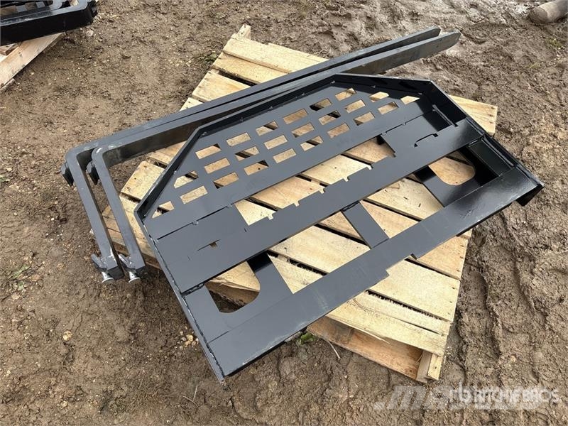 GIYI GY-DHC 59 in Skid Steer Forks (Unused) Δικράνες