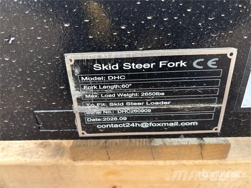  GIYI GY-DHC 59 in Skid Steer Forks (Unused) 叉