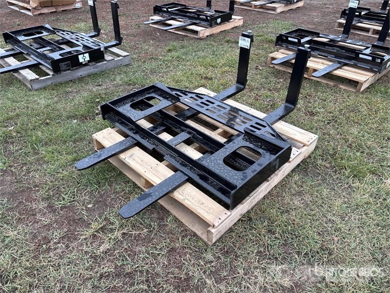  GIYI GY-DHC 59 in Skid Steer Forks (Unused) 叉