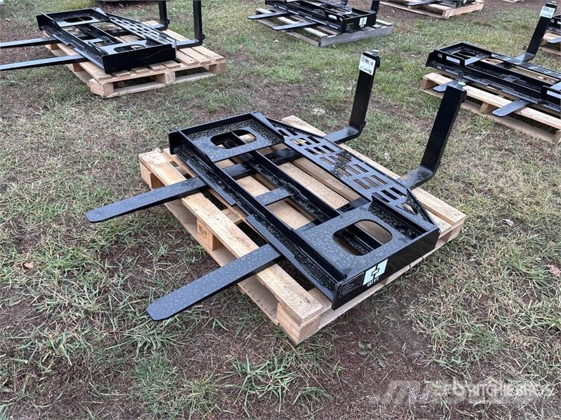 GIYI GY-DHC 59 in Skid Steer Forks (Unused) 叉